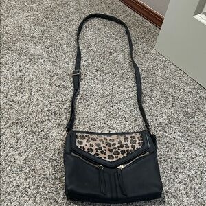 Elegant Black and Leopard Crossbody Bag